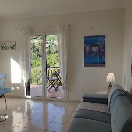 Myrtos Kefalonia * Divarata