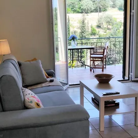 Myrtos Kefalonia * Divarata