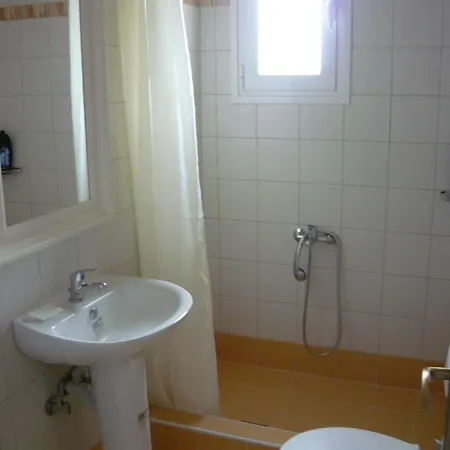 Myrtos Kefalonia Divarata